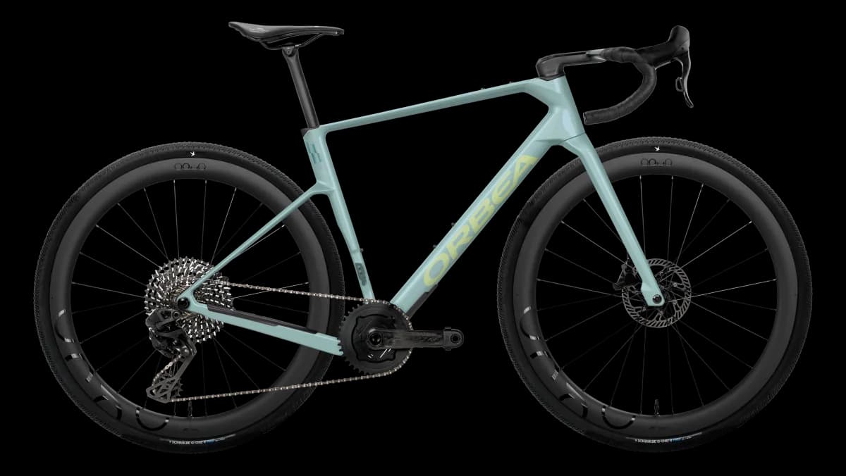 Terra Race M22 LTD 1X Frozen Concrete (Gloss)