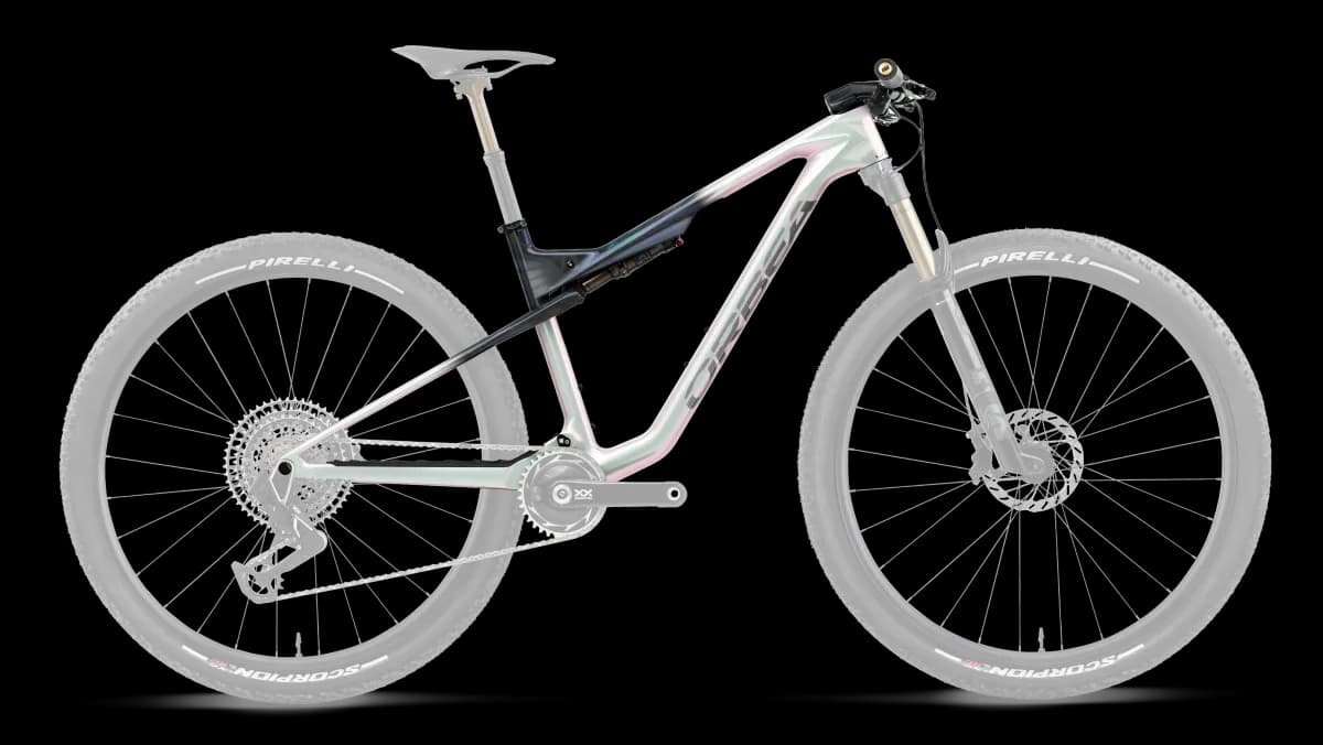 Oiz OMX Iris White - Seaweed Carbon View (Gloss)