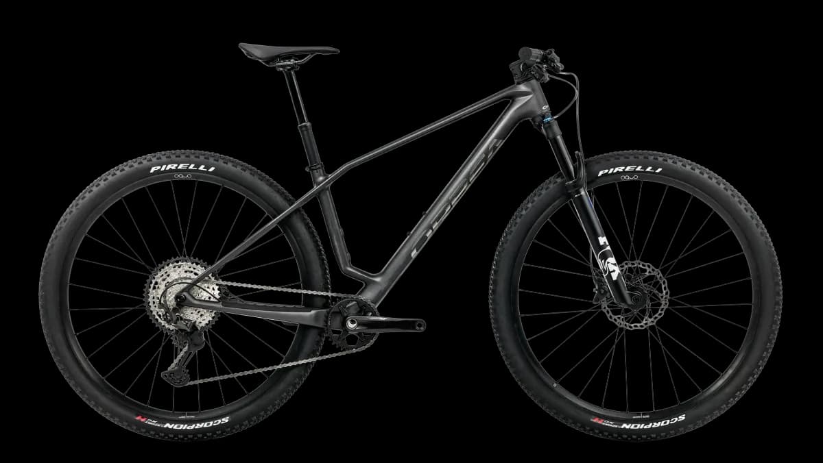 Alma M20 Diamond Carbon View (Matt)