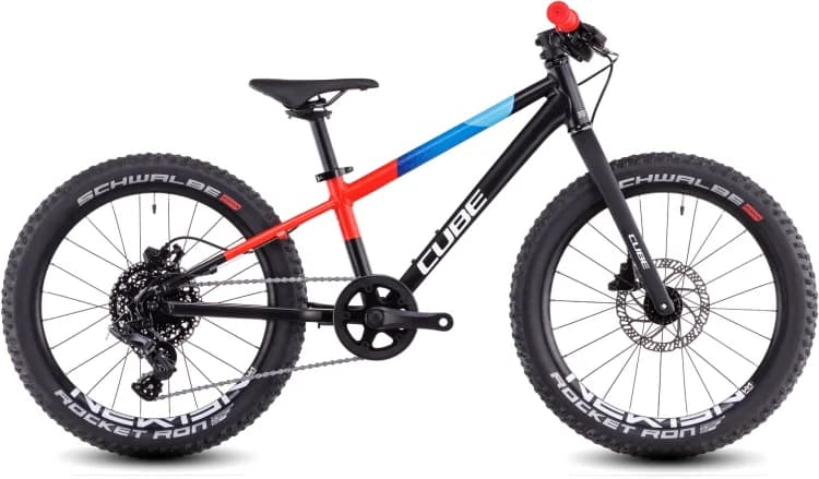 CubeREACTION 200 PRO BLACK´N´BLUE´N´RED 2026
