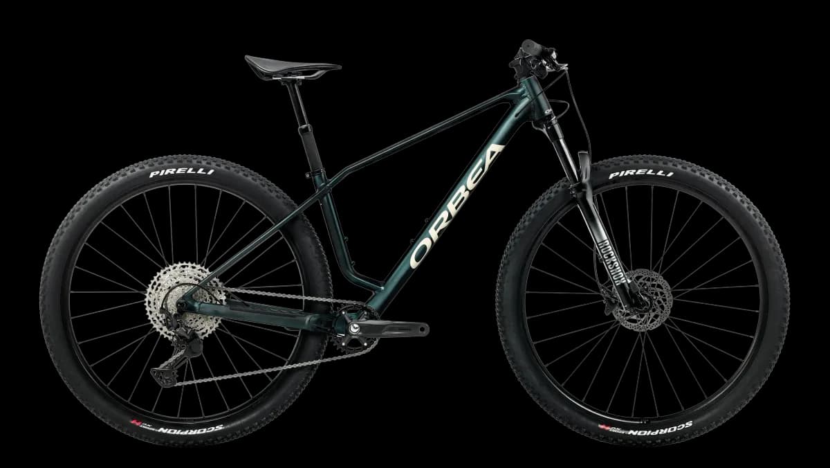 Alma H20 Espace Green (Matt) - Ivory White (Gloss)