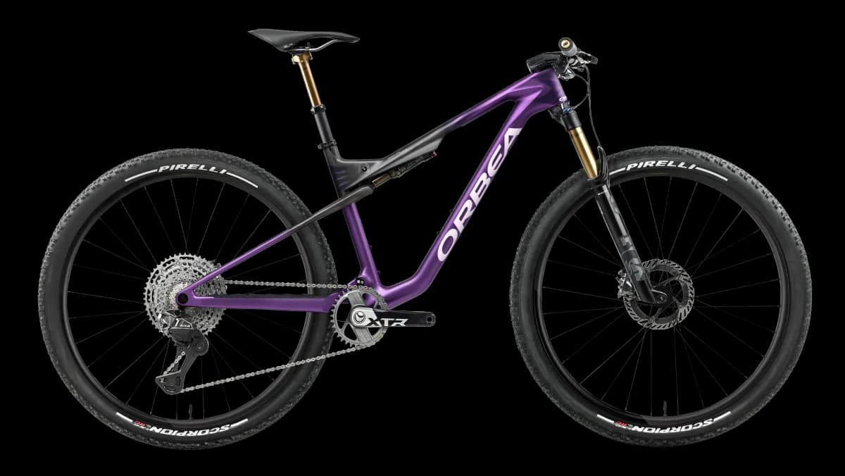 Oiz M-Team Factory Royal Plum - Diamond Black Carbon View (Matt)