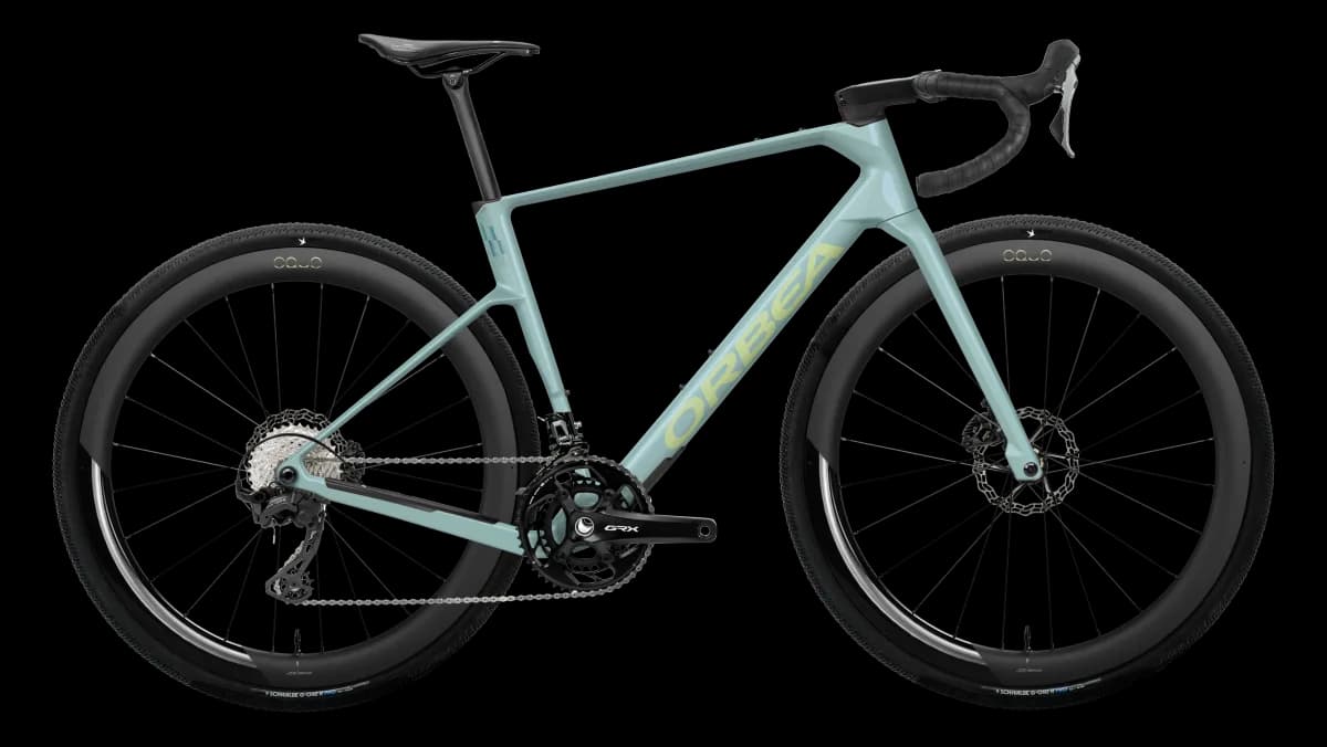 Terra Race M20LTD Frozen Concrete (Gloss)