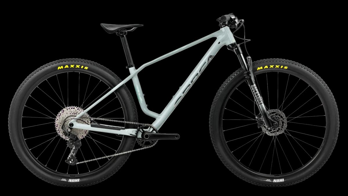 Alma H30 Frozen Concrete - Titanium (Gloss)