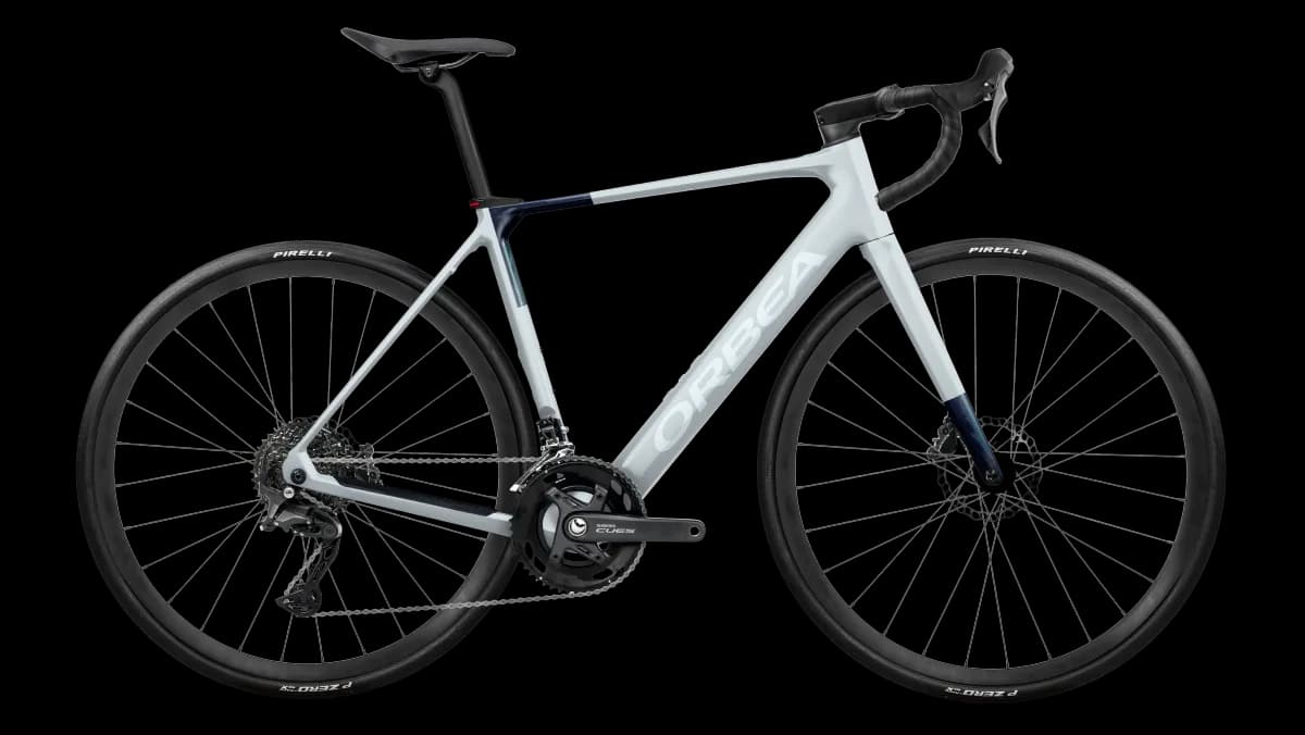 Gain M40 Halo Silver (Matt) - Blue Carbon View (Gloss)