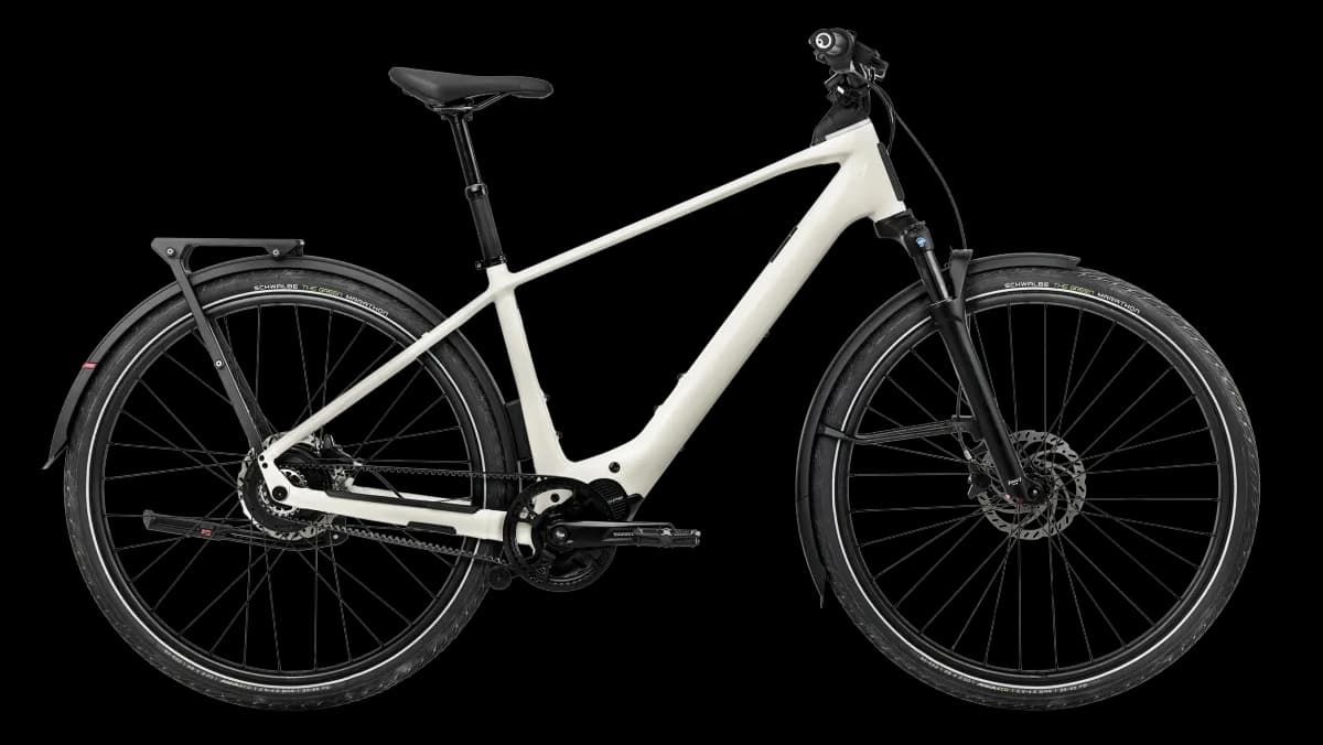 KEMEN TOUR 10 2026 Ivory White (Gloss)